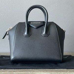 GIVENCHY ANTIGONA MINI SATCHEL, BLACK GRAINED LEATHER